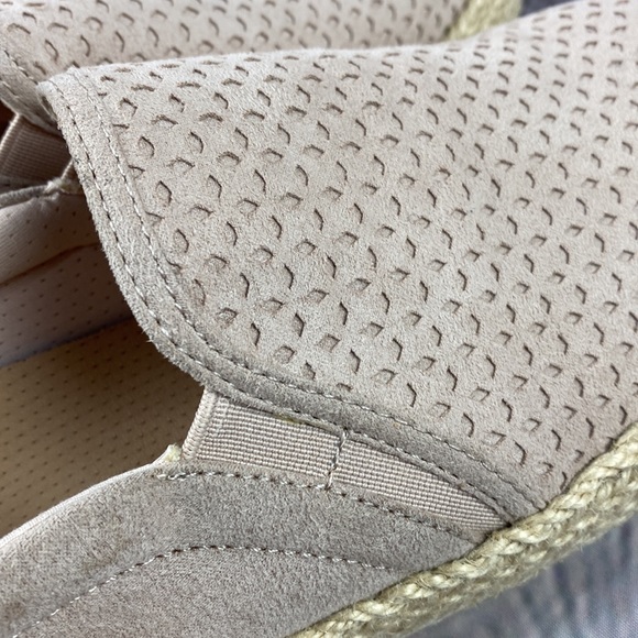 DR SCHOLLS BE FREE ENERGY TECHNOLOGY Lt Pink Slip On Espadrille Flats - Picture 16 of 17